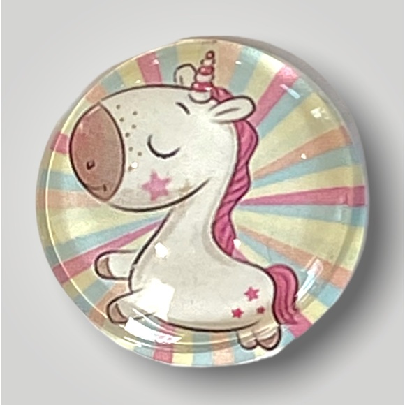 Set of 3 Unicorns Cabachon Magnets 1” Gift 🎁 𝑯𝒂𝒏𝒅𝒎𝒂𝒅𝒆 - Picture 2 of 15